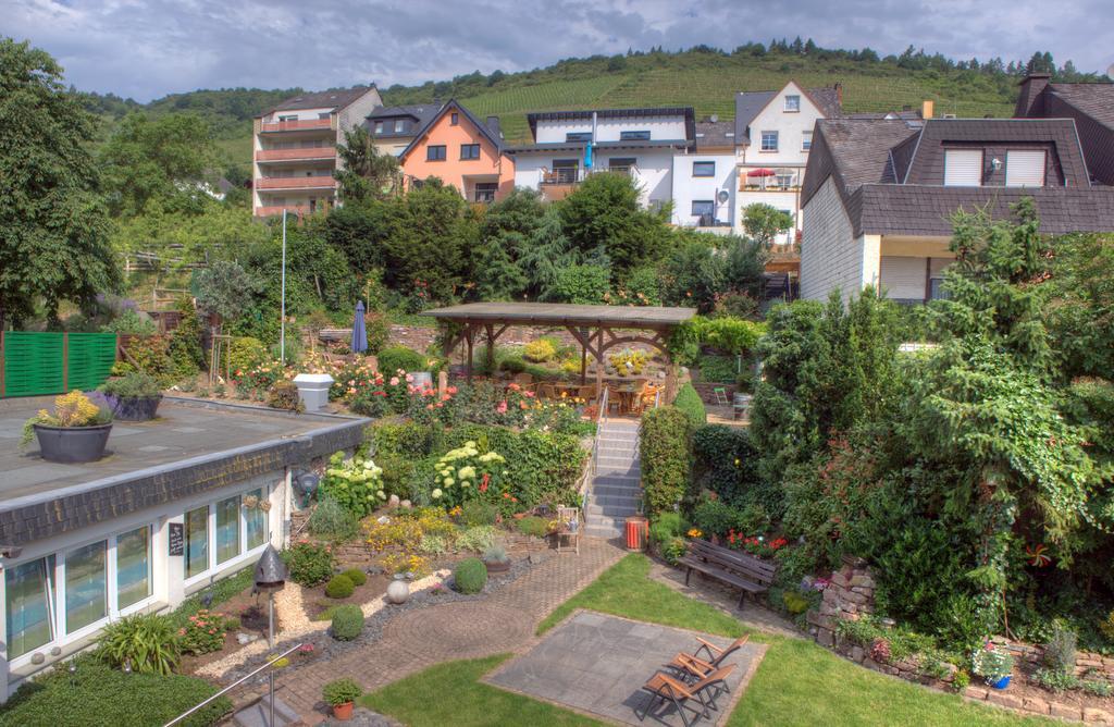 Weinhotel Hubertus Garni Klotten Dış mekan fotoğraf
