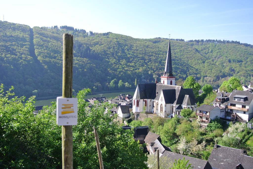Weinhotel Hubertus Garni Klotten Dış mekan fotoğraf